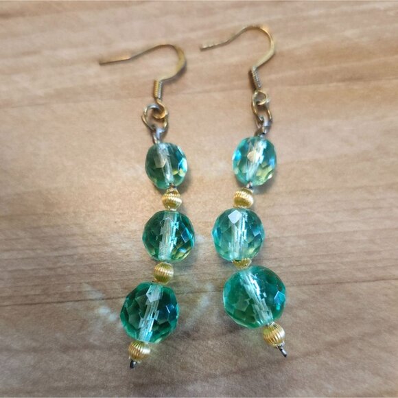 Vintage Dangle Earrings - Picture 3 of 5